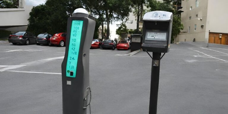 Ein Parkuhr Ist Noch Nicht Abgelaufen